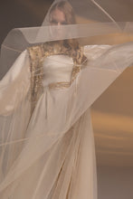 Load image into Gallery viewer, Look 9: Amaterasu 天照大御神