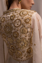 Load image into Gallery viewer, Look 12: Sol