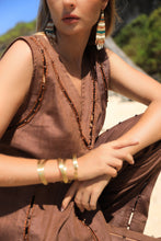 Load image into Gallery viewer, Look 26: Hippie