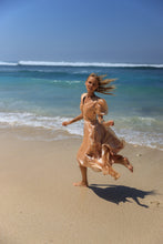 Load image into Gallery viewer, Look 11: Champagne Organza