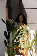 Load image into Gallery viewer, Look 14: Tie-dye Green