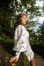 Load image into Gallery viewer, Look 1: Shells & Pearls