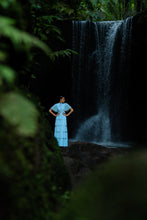Load image into Gallery viewer, Look 10: Blue Waterfall