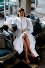 Load image into Gallery viewer, Look 11: Mother of Pearls