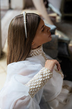 Load image into Gallery viewer, Look 11: Mother of Pearls