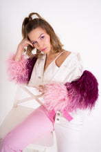 Load image into Gallery viewer, الدنيم الأبيض والمزيد